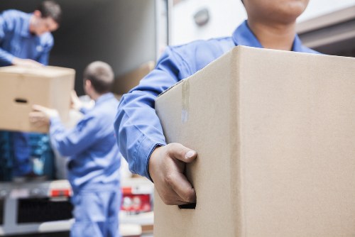 Moving truck service in Islington for local home and business relocations
