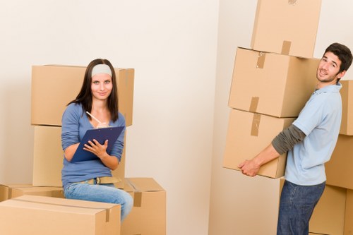 Driver preparing a free quote for a local move in Islington