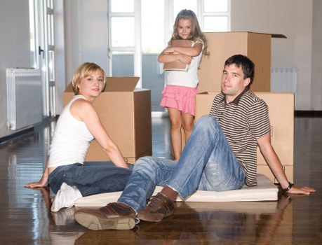 Secure loading of packed items inside a moving van